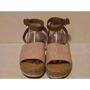 Women's Soda‎ Tan Platform Sandals Size 10